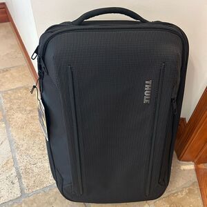 Thule crossover 2 convertible, carry-on bag NWT